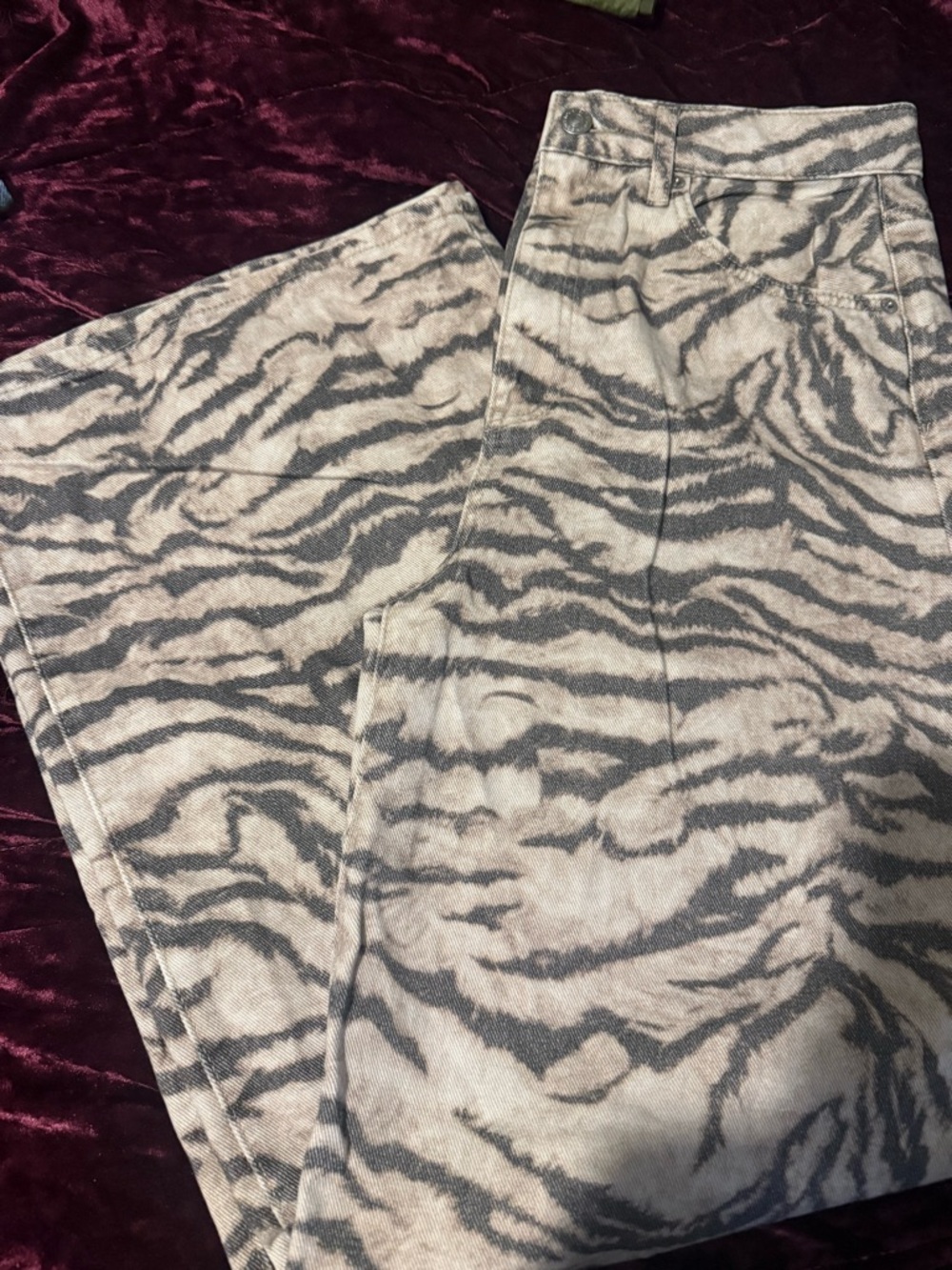 Wide Leg Zebra Print Jeans - Neutral new without tag